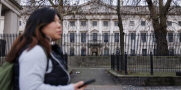 Британия разрешила Китаю построить новое посольство в Лондоне: будет крупнейшим в Европе – фото