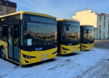 Киев получил еще 20 новых автобусов, купленных за средства ЕИБ: уже выходят на маршруты – фото