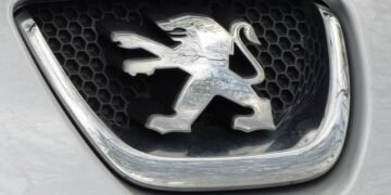 Stellantis в Украине в 2025 г. несколько сократил долю на авторынке