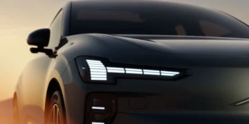 Вышел Volvo EX60: электрокроссовер с запасом хода до 810 км и 10-летней гарантией на батарею