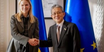 Япония объявила о выделении 6 млрд долларов на поддержку Украины