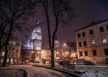 Во Львове уменьшают уличное освещение из-за энергокризиса: что изменится с 20 января