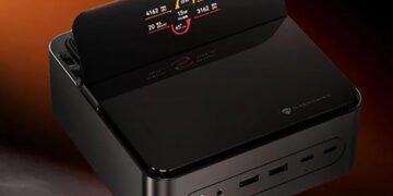 Мини-ПК Machenike Mini GTS получил четыре вентилятора и откидной дисплей