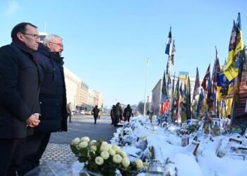 Глава МИД Норвегии прибыл в Киев, чтобы обсудить мирные усилия