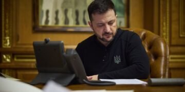 Переговоры в Абу-Даби: Зеленский провел консультации с украинской делегацией