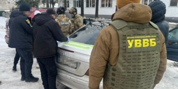 В Ровенской области 18-летний парень организовал побег военнообязанных за границу