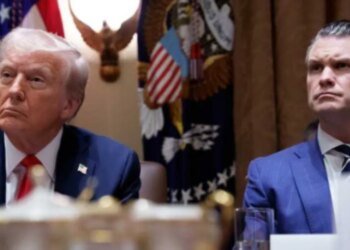 Быстрые удары без втягивания в войну: Трамп приказал разработать планы операции в Иране, — WSJ