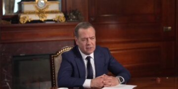 Медведев цитирует Булгакова и угрожает: кажется, на этот раз напрягся Путин. ВИДЕО