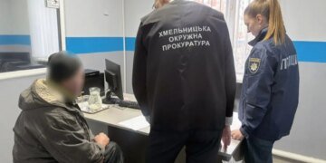 Трагедия в Хмельницкой области: 9-летний мальчик погиб после алкоголя в гостях у соседа