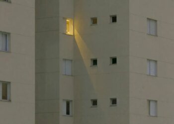 Для переселенцев в Украине готовят новое жилье из пустующих зданий