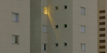 Для переселенцев в Украине готовят новое жилье из пустующих зданий