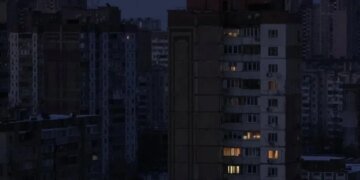 Сосед со светом, вы — в темноте: ДТЭК объяснили несправедливость и почему  не действуют привычные графики