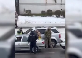 Стрельба во время оповещения в Черновцах: подробности