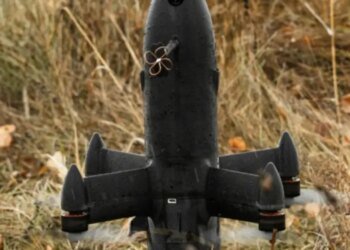 Технологическая дуэль за малое небо: битва вступила в новую фазу, — Business Insider