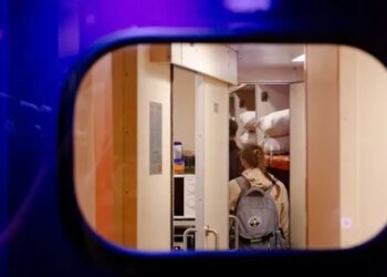 Поезда «Укрзализныци» меняют маршруты: в чем причина и куда теперь следуют