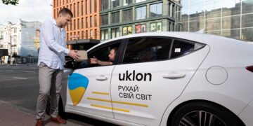 Uklon запустил круглосуточную работу еще в семи городах Украины