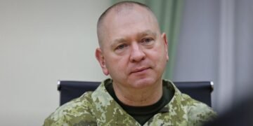 Экс-глава Госпогранслужбы Дейнеко уволился со службы по решению ВВК