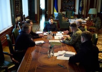 Против «запятнанных» лиц: сколько украинцев требуют полной смены власти после войны