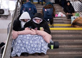 Киев атаковали баллистикой, в городе слышали взрывы