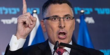 Израиль отреагировал на решение Украины признать КСИР террористической организацией