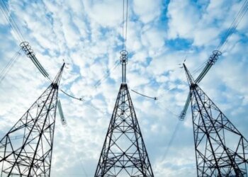 Фицо приказал оставить Украину без помощи: договор с «Укрэнерго» разорван