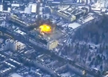 Пять жестких пропущенных: Генштаб ВСУ выложил ВИДЕО прилетов в Брянске
