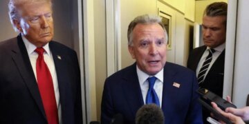 Белый дом заглатывает наживку: Уиткофф рассказал, что Путин пообещал Трампу  во время часового разговора