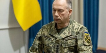 Россия теряет на фронте больше военных, чем мобилизует, — Сырский