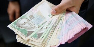 В апреле пенсионеры и уязвимые группы населения получат дополнительные выплаты