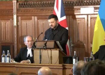 Украинский опыт против иранского террора: Зеленский подтвердил, что наши военные специалисты закрывают небо Персидского залива