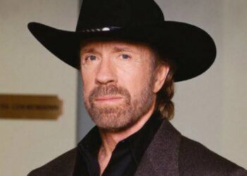 При загадочных обстоятельствах скончался Чак Норрис