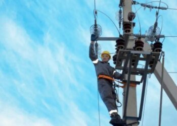 В Киевской области после атаки отключили электричество в Славутиче: 21 тысяча человек остались без света