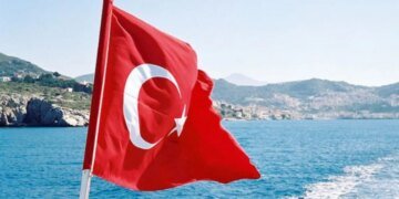 Турция снова стала мишенью для иранских ракетных атак: Анкара одернула Тегеран