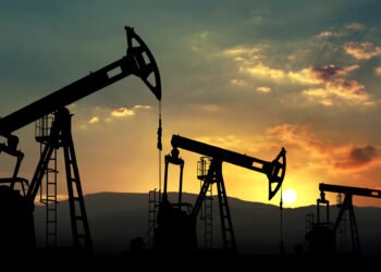 Reuters: По меньшей мере 40% российских мощностей по экспорту нефти остановлены