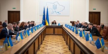 Студентам-бюджетникам в частных вузах с сентября начнут платить стипендии