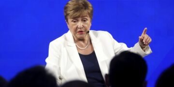 «Один шок за другим». Директор МВФ посоветовала миру готовиться к новым потрясениям