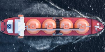 Euractiv: американские экспортеры LNG больше всего выиграли от войны с Ираном