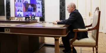 «Думают, что урезать». Россия готовится к сокращению бюджета на 10% – Reuters