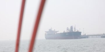 FT: Франция и Италия непублично хотят договориться с Ираном о безопасности судов в Ормузском проливе