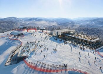 На вершине горы Высокий Верх в Карпатах построят рестораны – фото