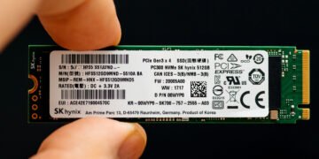 Компания из топ-3 производителей памяти предупредила о сохранении дефицита до 2030 года