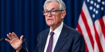 Пауэлл намекнул на готовность остаться в ФРС: это помешает планам Трампа