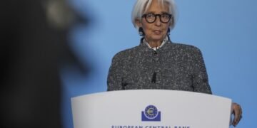 ЕЦБ не исключает нефть по $150 и 6,3% инфляции из-за войны в Иране. Это худший сценарий