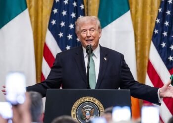 В США хотят выпустить памятную монету с изображением Трампа, хотя закон это запрещает