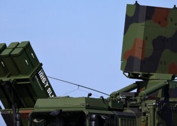 Германия на полгода упростила экспорт вооружений в Украину