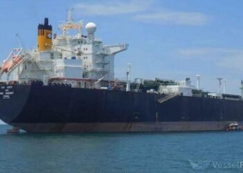 Reuters: Два танкера под флагами Индии готовятся пройти через Ормузский пролив