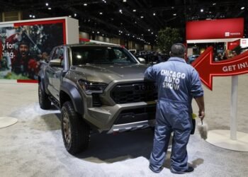 Toyota инвестирует еще $1 млрд в расширение производства на заводах в США