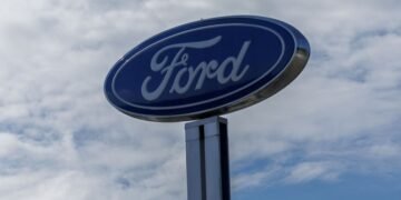 Ford отзывает почти 255 000 автомобилей: причина