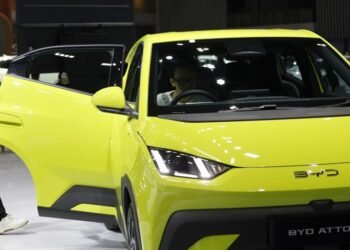 BYD зафиксировала первое с 2021-го годовое снижение прибыли – сразу на 19%