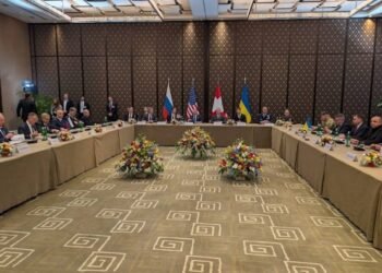 Мирные переговоры по Украине «находятся в опасной зоне», — FT